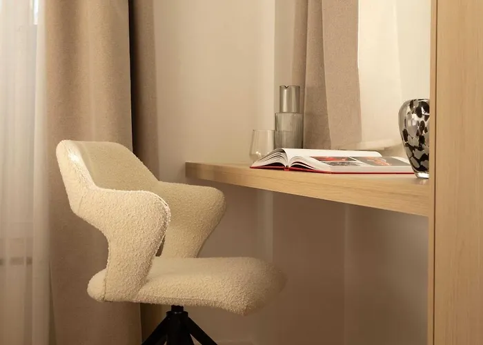 Cosy Apat With Ac -3br- 8p- Canal Saint-martin * Parijs